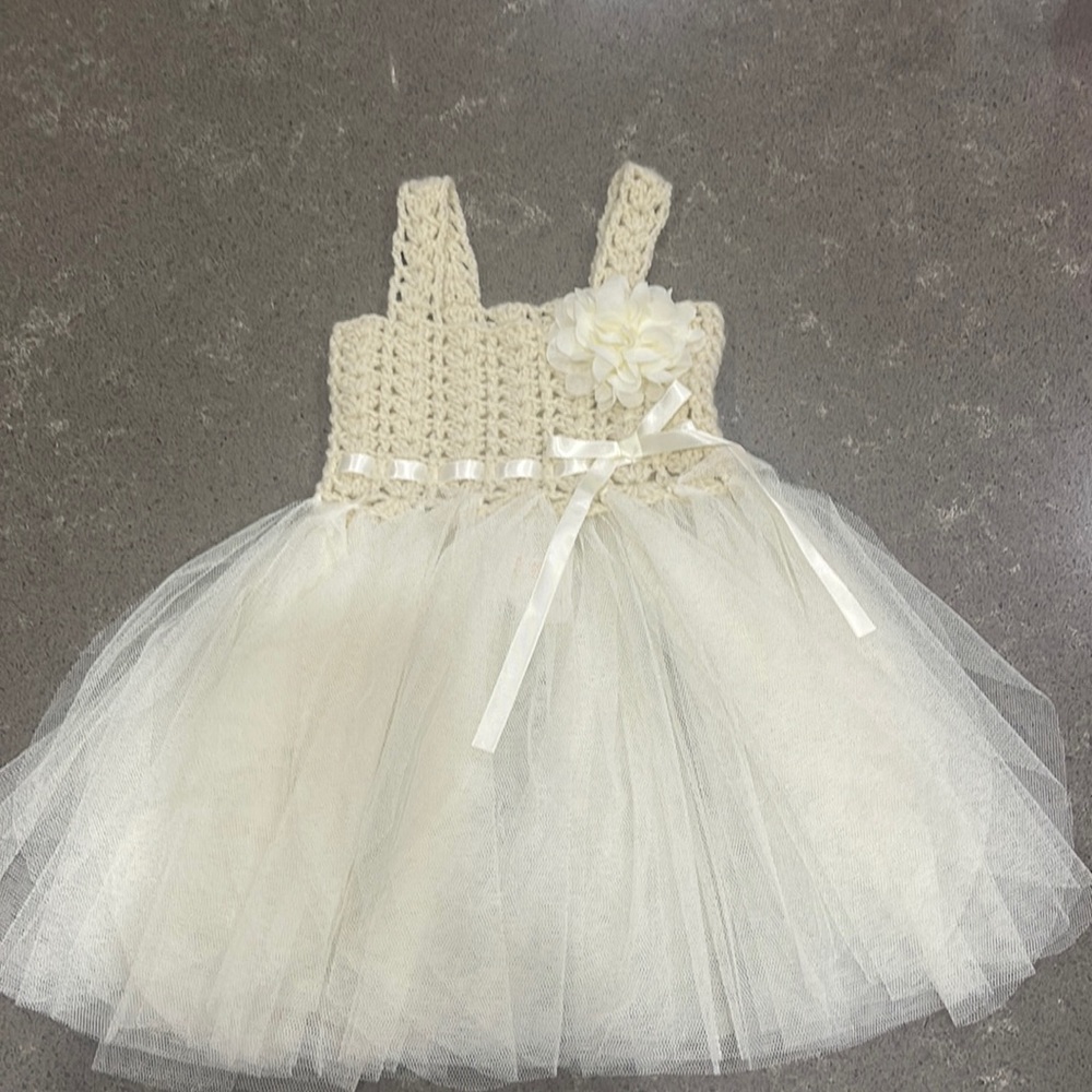Tulle knitted dress! Size 0-6 months